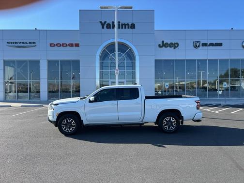 2022 Nissan Frontier SV
