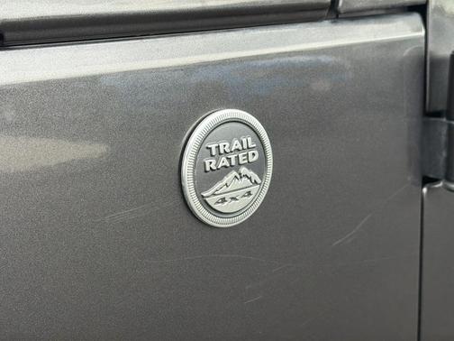 Granite Crystal Metallic 2017 Jeep Wrangler Unlimited Rubicon