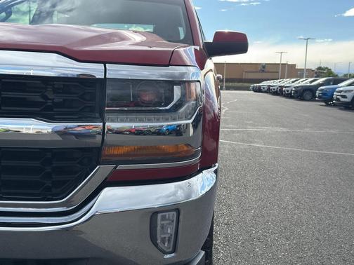 Cajun Red Tintcoat 2018 Chevrolet Silverado 1500 LT