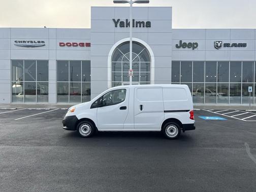2019 Nissan NV200 S