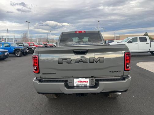 Ceramic Gray Clearcoat 2026 RAM 2500 Big Horn