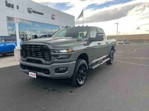 Ceramic Gray Clearcoat 2026 RAM 2500 Big Horn