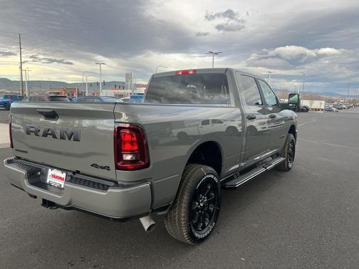 Ceramic Gray Clearcoat 2026 RAM 2500 Big Horn