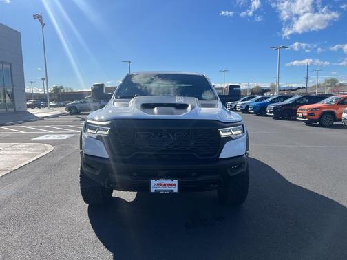 Bright White Clearcoat 2026 RAM 1500 RHO
