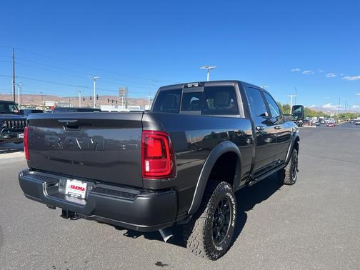 2025 RAM 2500 Rebel/Power Wagon