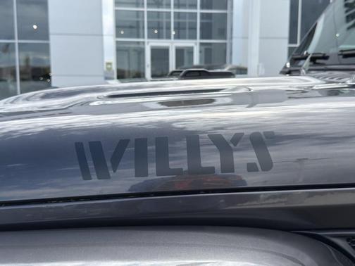 Granite Crystal Clearcoat Metallic 2026 Jeep Gladiator Sport