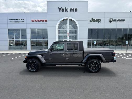 Granite Crystal Clearcoat Metallic 2026 Jeep Gladiator Sport