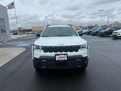 2026 Jeep Cherokee LAREDO/LIMITED