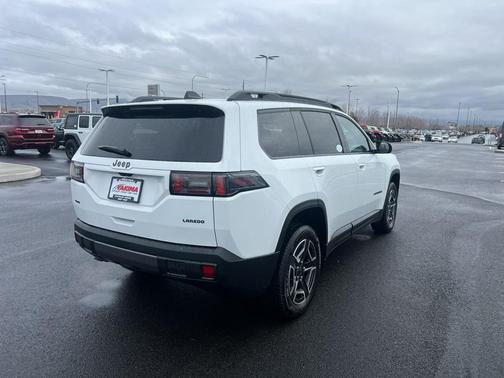 2026 Jeep Cherokee LAREDO/LIMITED