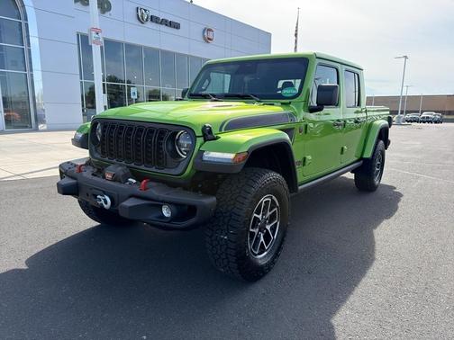 Mojito! Clearcoat 2026 Jeep Gladiator Shadow Ops