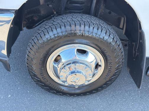 Bright White Clearcoat 2019 RAM 3500 Tradesman