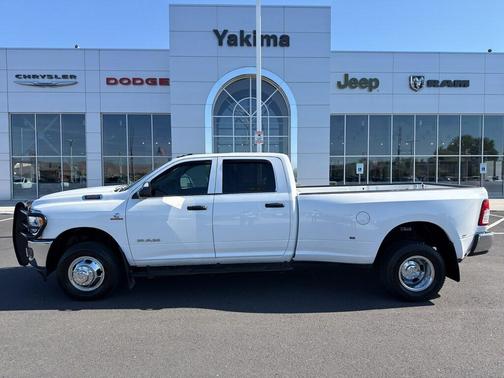 Bright White Clearcoat 2019 RAM 3500 Tradesman