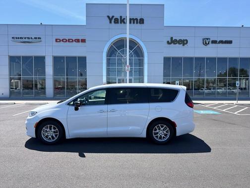 Bright White Clearcoat 2024 Chrysler Pacifica Touring-L
