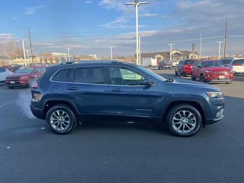 2019 Jeep Cherokee Latitude Plus