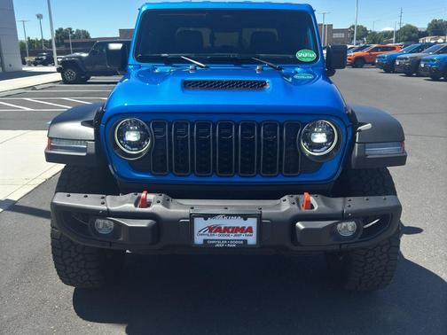 Hydro Blue Pearlcoat 2026 Jeep Gladiator Mojave