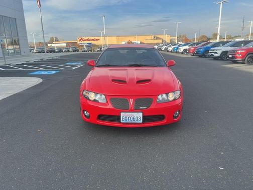 2005 Pontiac GTO 