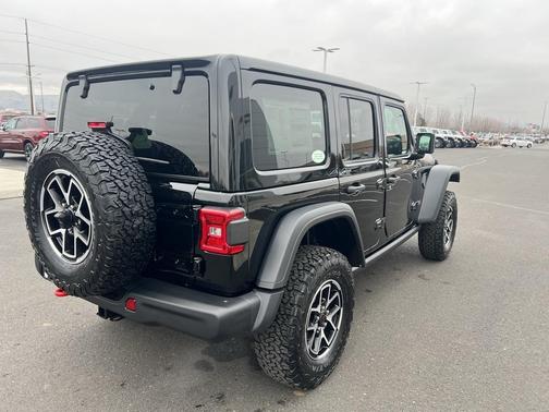 Black Clearcoat 2026 Jeep Wrangler Rubicon