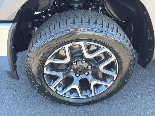 Granite Crystal Clearcoat Metallic 2026 RAM 1500 Laramie