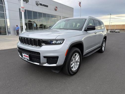 Silver Zynith 2025 Jeep Grand Cherokee L Laredo