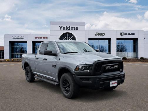 Billet Silver Metallic Clearcoat 2023 RAM 1500 Classic SLT