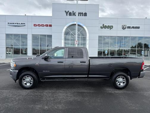 Granite Crystal Clearcoat Metallic 2022 RAM 3500 Tradesman