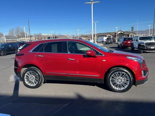 2020 Cadillac XT5 Premium Luxury