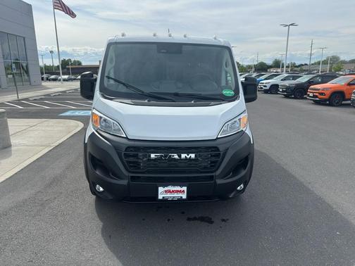Bright White Clearcoat 2026 RAM ProMaster 1500 Low Roof