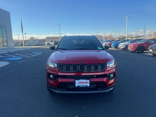 2026 Jeep Compass Limited Altitude