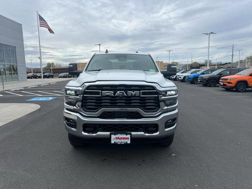 Bright White Clearcoat 2026 RAM 2500 Big Horn