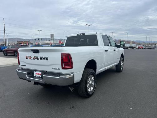 Bright White Clearcoat 2026 RAM 2500 Big Horn