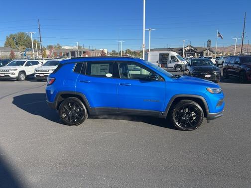 2026 Jeep Compass Latitude