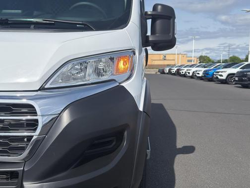 Bright White Clearcoat 2025 RAM ProMaster 2500 Base
