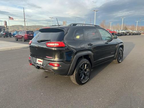2016 Jeep Cherokee Trailhawk