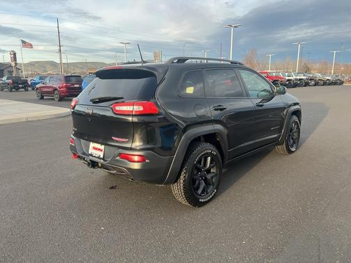2016 Jeep Cherokee Trailhawk