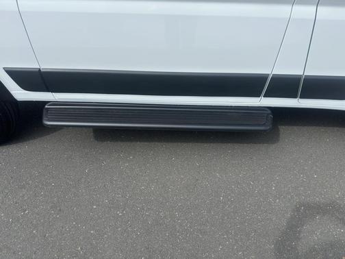 Bright White Clearcoat 2026 RAM ProMaster 1500 Base