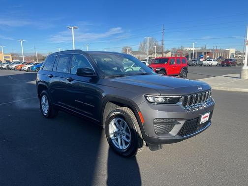 2026 Jeep Grand Cherokee Laredo X
