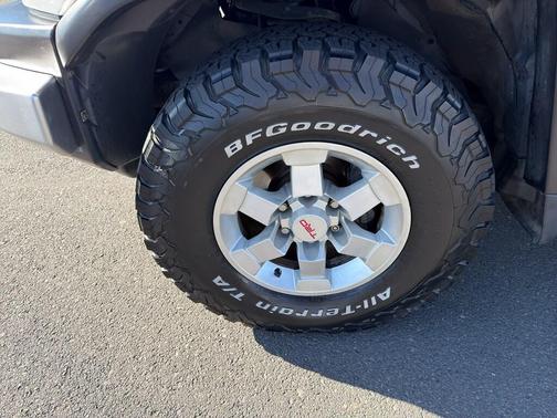 Titanium Metallic 2007 Toyota FJ Cruiser