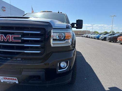 Black 2018 GMC Sierra 3500 SLT