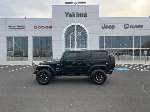 2012 Jeep Wrangler Unlimited Sahara