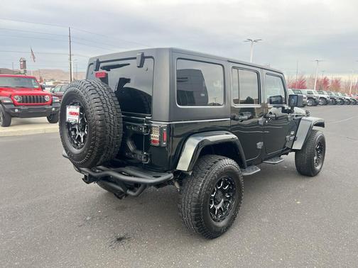 2012 Jeep Wrangler Unlimited Sahara
