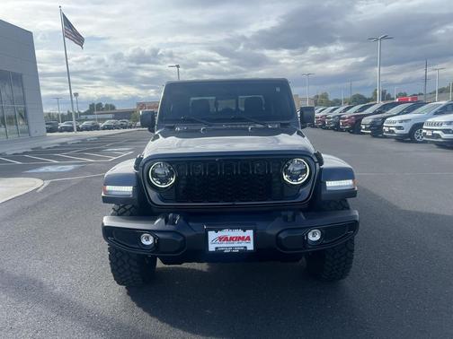 2024 Jeep Gladiator Sport