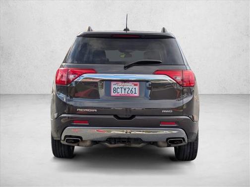 2018 GMC Acadia Denali