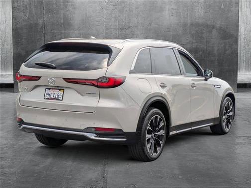 2024 Mazda CX-90 PHEV Premium