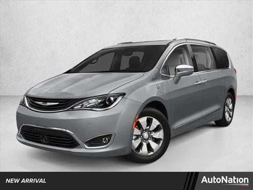 2018 Chrysler Pacifica Hybrid Limited