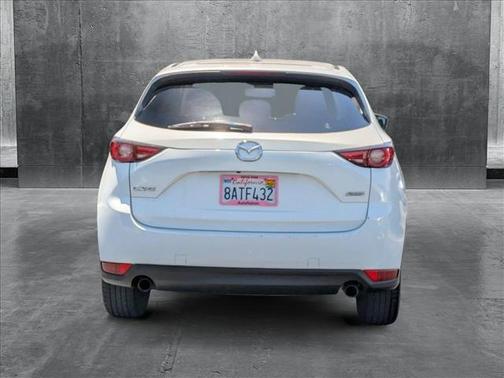 2017 Mazda CX-5 Grand Select