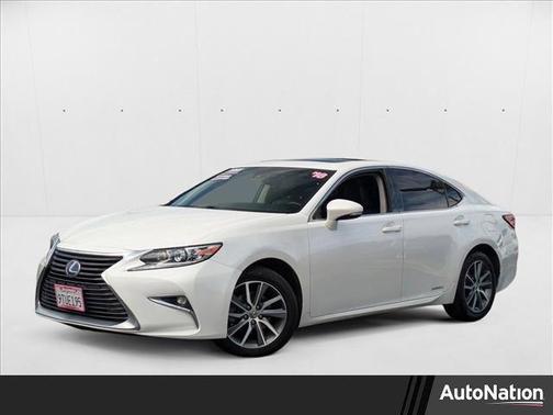 2018 Lexus ES 300h Base