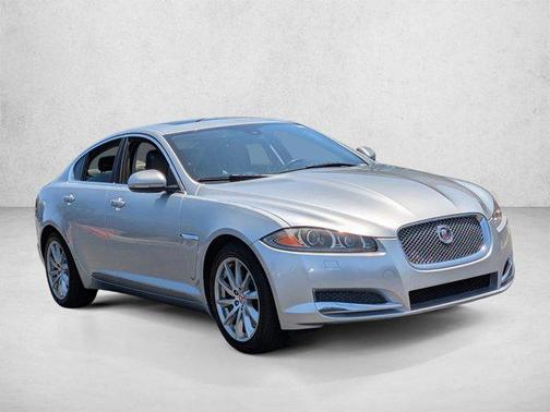 Rhodium Silver Metallic 2015 Jaguar XF 2.0T Premium