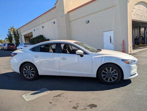 2018 Mazda Mazda6 Sport