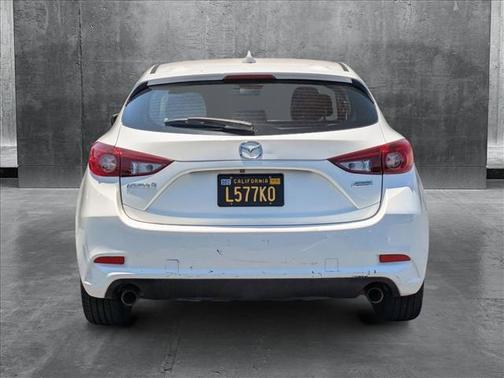 2018 Mazda Mazda3 Touring
