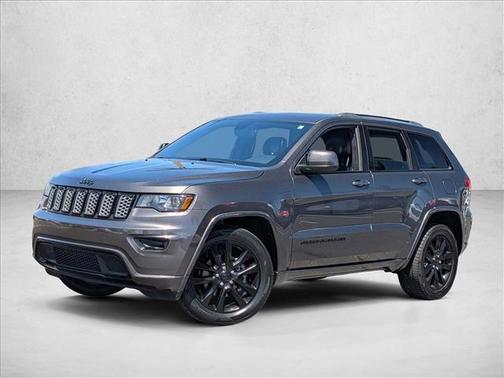 Granite Crystal Metallic Clearcoat 2019 Jeep Grand Cherokee Altitude